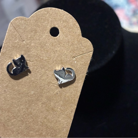 Loaf Cat Earrings Surprised Face! - Stainless Steel, Stud-Style Earrings, Kitty - Picture 6 of 7
